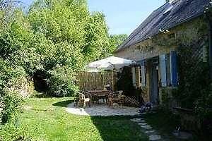 Les Champys Hostal Saint-Péreuse Exterior foto